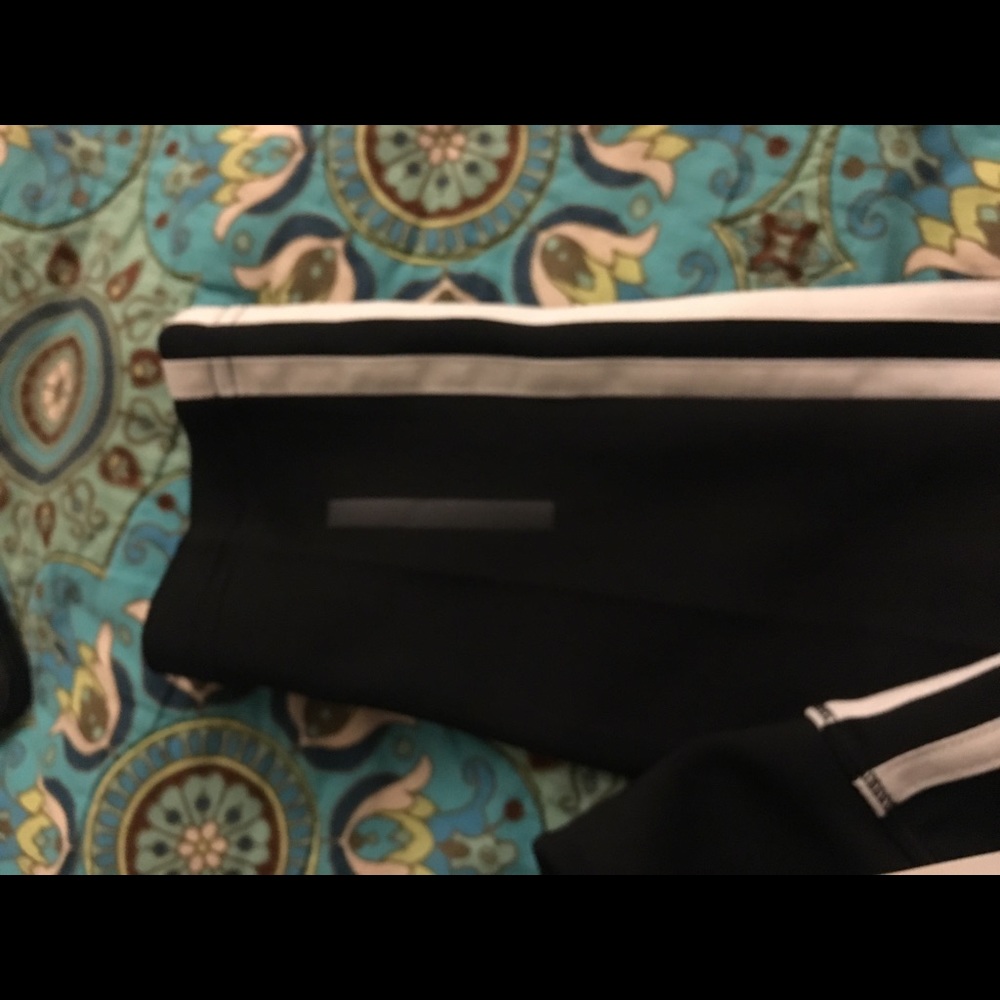 SOLD NWT Adidas ClimaLite Black Leggings (M) - Picture 5 of 8